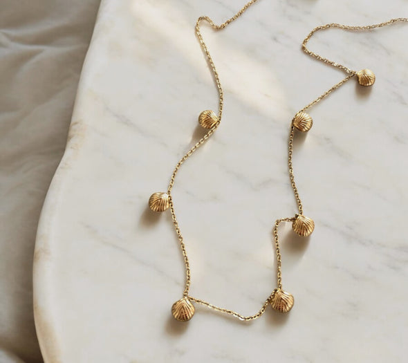 Eliana Dainty Shell Necklace